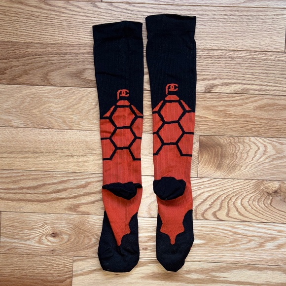 Pro Compression Socks - Picture 3 of 3